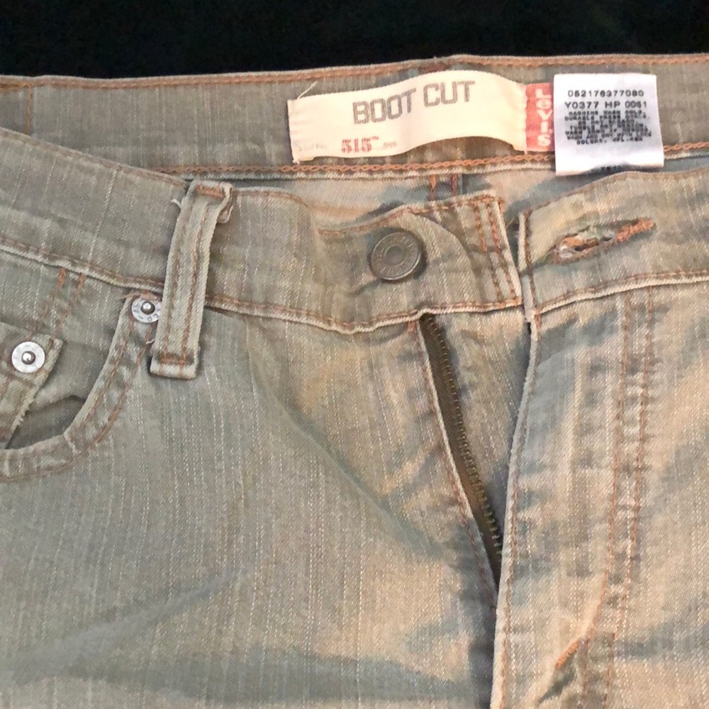 Levi’s light gray/green jeans